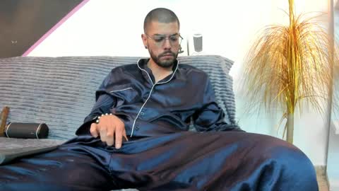 Dante Winter online show from April 10, 2026, 5:23 am