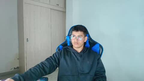 Dantraxx online show from February 19, 2025, 1:08 am