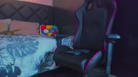 Dany online show from December 2, 2025, 12:16 am