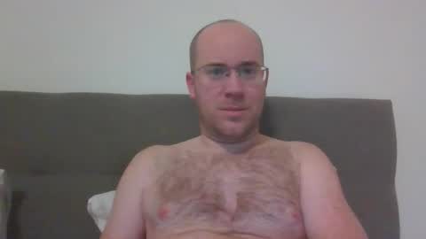 Snapshot of danzel87 chatting on February 19, 2025, 5:16 am Danny online show from February 19, 2025, 5:16 am