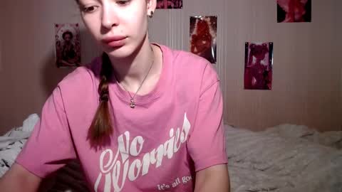 Daphne Darkthorn online show from April 10, 2026, 8:41 am