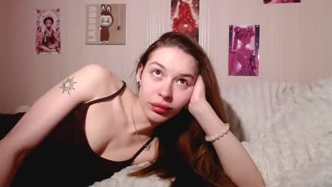 Daphne Darkthorn online show from April 23, 2026, 7:05 pm