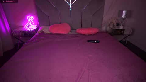 Agatha  online show from March 10, 2025, 1:43 pm