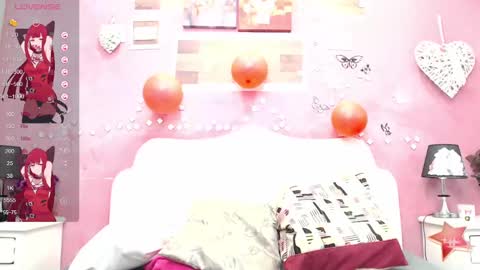 daphneeglow online show from February 26, 2025, 12:36 pm