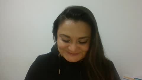 dapnne online show from October 31, 2025, 8:10 pm