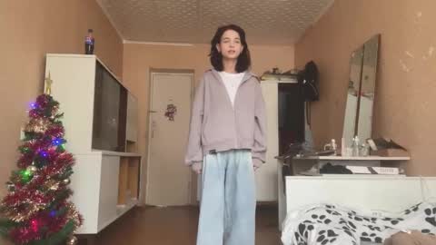 Alla online show from March 28, 2026, 8:03 am