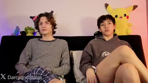 darcy_and_stolas online show from April 4, 2026, 8:01 am