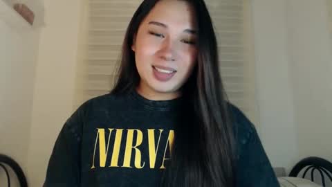 DARCY online show from April 8, 2026, 9:15 pm