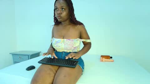 Darelyn online show from September 8, 2025, 8:19 pm