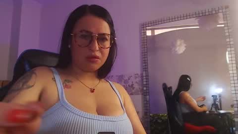 Snapshot of darian_boobs chatting on October 23, 2025, 2:38 pm Darian online show from October 23, 2025, 2:38 pm