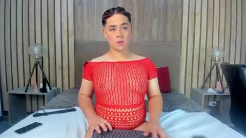 Snapshot of darian_laforteza chatting on June 8, 2026, 3:45 pm Darian online show from June 8, 2026, 3:45 pm