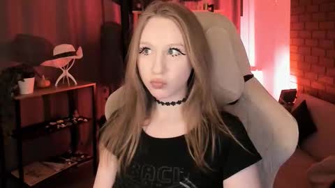 Daria Tate online show from March 5, 2026, 11:50 am