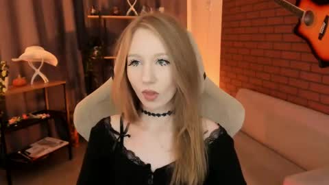 Snapshot of dariatate chatting on May 21, 2026, 12:01 pm Daria Tate online show from May 21, 2026, 12:01 pm
