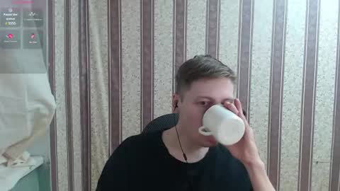 darienlarge online show from March 5, 2025, 4:35 pm