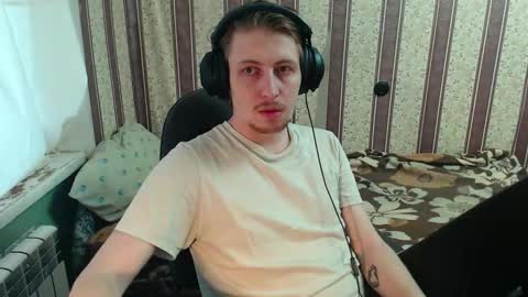 darienlarge online show from October 16, 2025, 12:50 pm