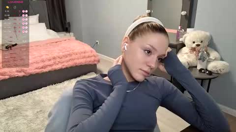 darilboom online show from September 28, 2025, 1:27 pm