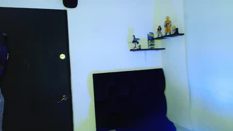 Darius Phoenix  online show from December 4, 2025, 6:49 pm