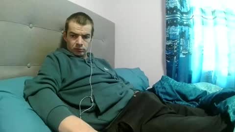 dark377 online show from April 25, 2026, 1:41 pm