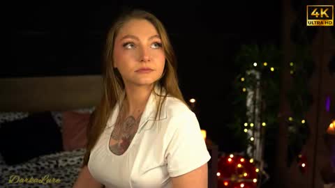 Snapshot of dark_alure chatting on December 14, 2025, 6:01 pm DarkaLure online show from December 14, 2025, 6:01 pm