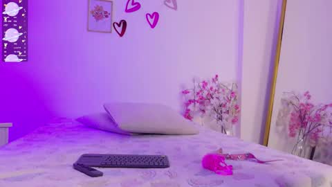 dark_angell77 online show from March 13, 2026, 11:06 am