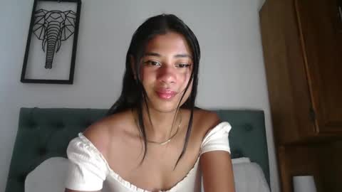 Sofia online show from October 5, 2025, 5:33 pm