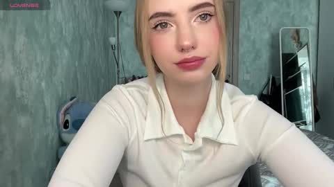 Darkside online show from September 19, 2025, 7:21 am