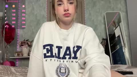 Darkside online show from December 3, 2025, 7:05 am