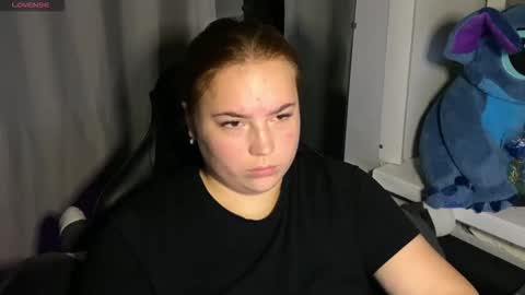 darkcharm1 online show from November 11, 2025, 3:23 pm