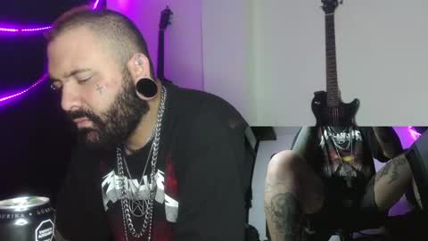 darkclothes online show from December 29, 2024, 7:28 am