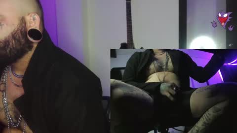 darkclothes online show from December 31, 2024, 7:42 am