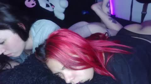 darkclothes online show from February 12, 2025, 9:20 am