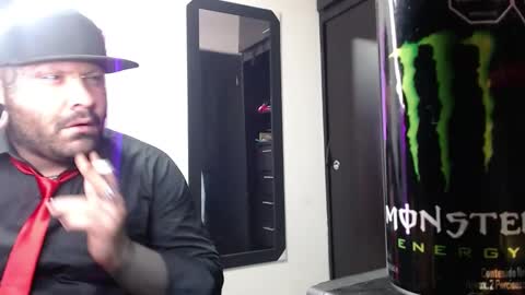 darkclothes online show from February 15, 2025, 5:41 am