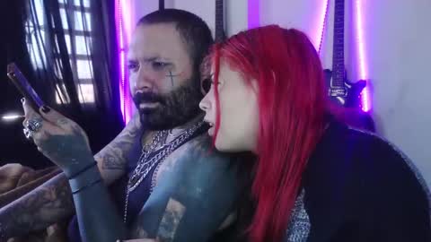 darkclothes online show from February 28, 2025, 1:25 pm