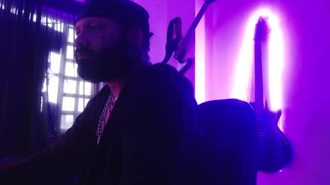 darkclothes online show from March 4, 2025, 6:50 pm