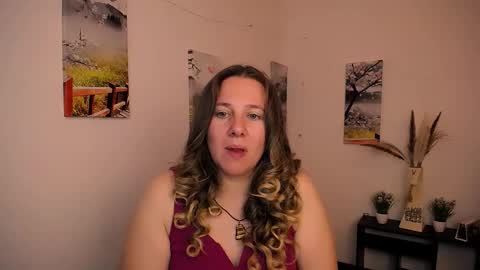 Anna online show from September 9, 2025, 9:03 pm