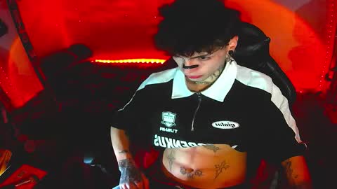   online show from December 21, 2025, 7:37 am