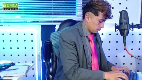 DARKO0717 online show from September 30, 2025, 3:50 pm