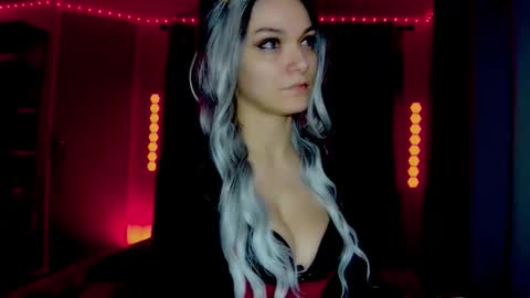 roseredgoddess online show from February 11, 2026, 2:49 am