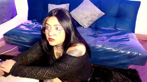 Darksweetmini online show from February 27, 2026, 4:18 pm