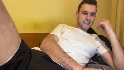 Nick online show from December 5, 2025, 8:38 pm