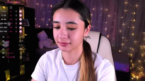 Belle online show from December 9, 2024, 7:50 am