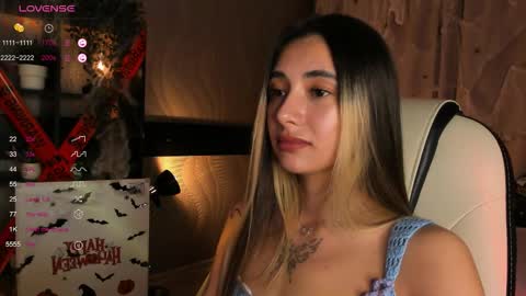 Belle online show from October 25, 2025, 4:42 am