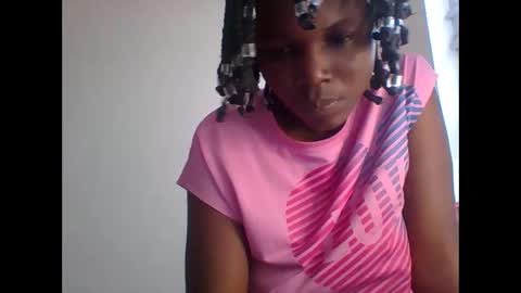 Snapshot of darling_dreamer2 chatting on May 29, 2026, 1:31 pm darling_dreamer2 online show from May 29, 2026, 1:31 pm