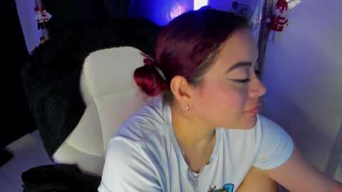 Snapshot of darlingbdsm_ chatting on December 29, 2024, 8:26 pm Darling online show from December 29, 2024, 8:26 pm