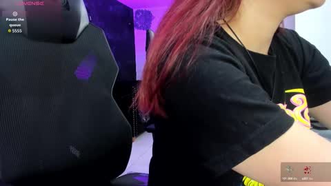 Snapshot of darlingbdsm_ chatting on October 1, 2025, 12:44 pm Darling online show from October 1, 2025, 12:44 pm