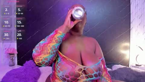  Darnell Queen online show from November 26, 2025, 4:46 am