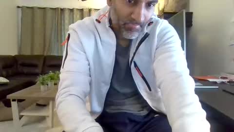 darryl43321 online show from November 21, 2025, 6:17 pm