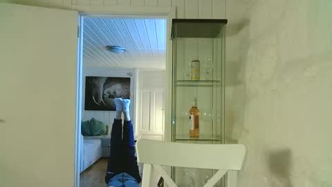 Dario online show from March 12, 2025, 2:56 pm