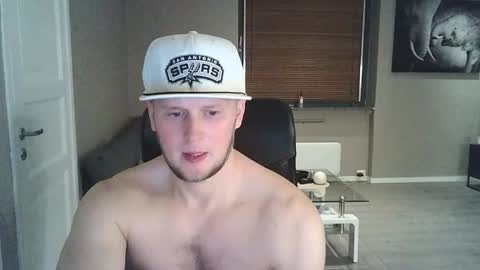 Dario online show from September 26, 2025, 8:13 pm