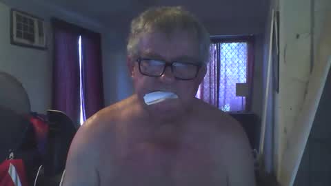 darwincock online show from February 28, 2025, 10:17 pm